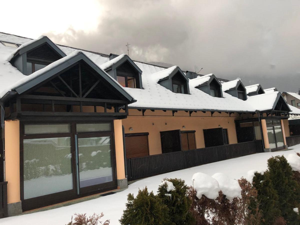 Sport & Sunny Cosy Alpine Retreat Lägenhet Kranjska Gora Exteriör bild
