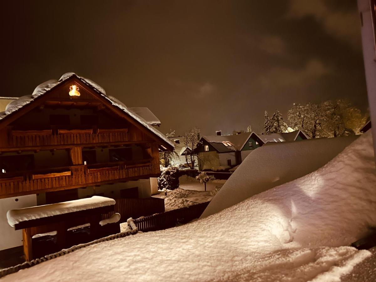 Sport & Sunny Cosy Alpine Retreat Lägenhet Kranjska Gora Exteriör bild